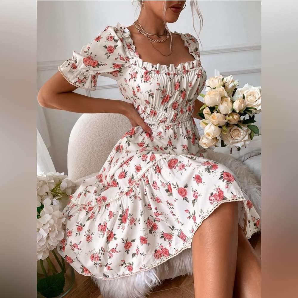 Square neck floral dress size small